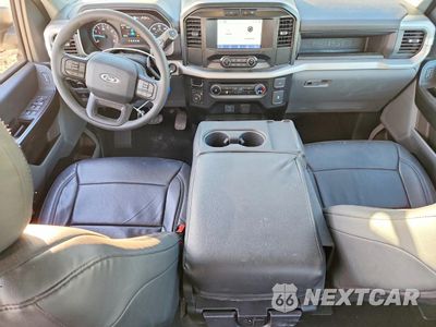 Zdjęcie 8 z 13 samochodu: 2023 FORD F150 VIN:1FTFW1E54PKE09961 - miniatura
