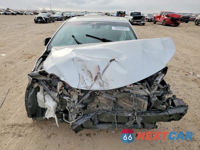 Piąte zdjęcie samochodu w środku: 2018 TOYOTA AVALON XLE VIN:4T1BK1EB6JU279382 - miniatura