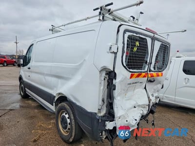 Drugie zdjęcie samochodu z przodu: 2019 FORD TRANSIT T-150 UTILITY / SERVICE VAN VIN:1FTYE1ZM6KKB88000 - miniatura