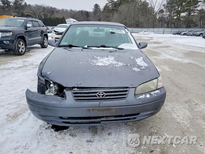 Piąte zdjęcie samochodu w środku: 1997 TOYOTA CAMRY CE VIN:4T1BG22K5VU107040 - miniatura