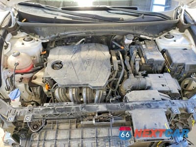 Zdjęcie 12 z 13 samochodu: 2022 HYUNDAI TUCSON SEL VIN:KM8JBCAE2NU115687 - miniatura