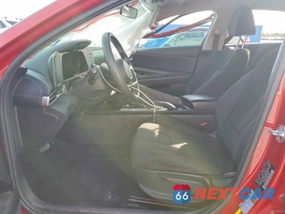 Zdjęcie 7 z 12 samochodu: 2021 HYUNDAI ELANTRA SEL VIN:KMHLM4AG7MU093209 - miniatura