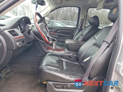 Zdjęcie 7 z 13 samochodu: 2011 CADILLAC ESCALADE PREMIUM VIN:1GYS3CEF4BR164407 - miniatura