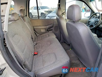Zdjęcie 11 z 13 samochodu: 2004 FORD EXPLORER XLS VIN:1FMZU72KX4ZA76244 - miniatura