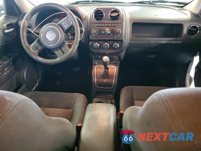 Zdjęcie 8 z 12 samochodu: 2012 JEEP PATRIOT SPORT VIN:1C4NJPBBXCD523159 - miniatura