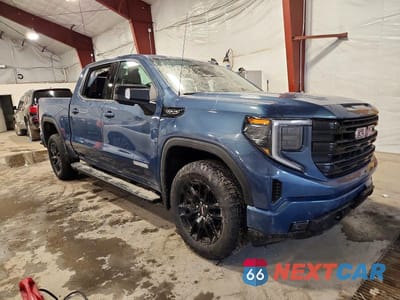 Czwarte zdjęcie samochodu z boku: 2026 GMC SIERRA K1500 ELEVATION VIN:1GTUUCED9TZ160915 - miniatura
