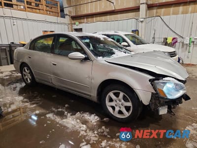 Czwarte zdjęcie samochodu z boku: 2005 NISSAN ALTIMA S VIN:1N4AL11D65C358699 - miniatura