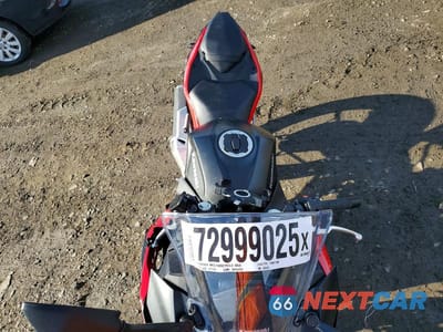 Piąte zdjęcie samochodu w środku: 2025 KAWASAKI EX500 A VIN:ML5EXGJ14SDA70806 - miniatura