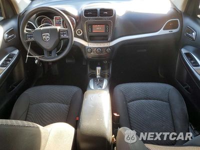 Zdjęcie 8 z 12 samochodu: 2018 DODGE JOURNEY SE VIN:3C4PDCAB1JT170621 - miniatura