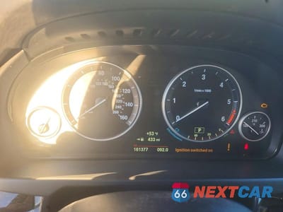 Zdjęcie 9 z 13 samochodu: 2015 BMW X5 XDRIVE35D VIN:5UXKS4C55F0J99765 - miniatura