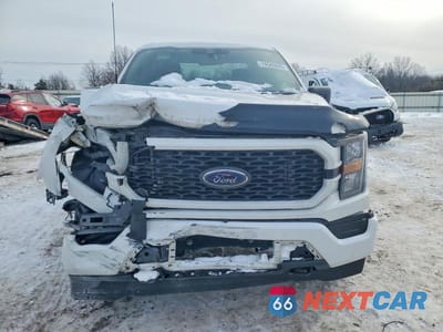 Piąte zdjęcie samochodu w środku: 2023 FORD F150 SUPER CAB VIN:1FTFX1E52PKD37686 - miniatura