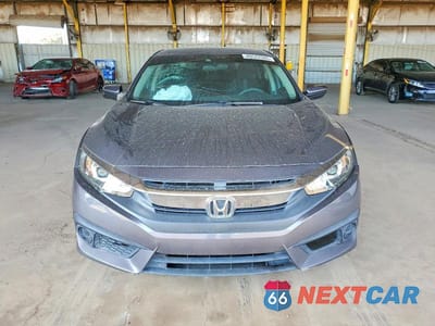 Piąte zdjęcie samochodu w środku: 2017 HONDA CIVIC EX VIN:2HGFC2F82HH548634 - miniatura