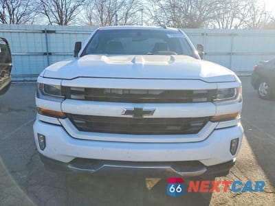 Piąte zdjęcie samochodu w środku: 2016 CHEVROLET SILVERADO K1500 LT VIN:1GCVKREC5GZ382684 - miniatura