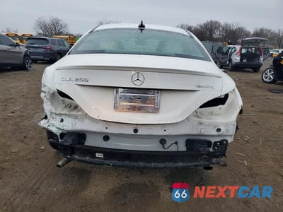 Zdjęcie 6 z 12 samochodu: 2019 MERCEDES-BENZ CLA 250 4MATIC VIN:WDDSJ4GB1KN699607 - miniatura