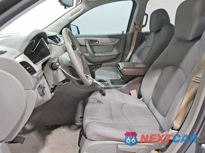 Zdjęcie 7 z 14 samochodu: 2015 CHEVROLET TRAVERSE LS VIN:1GNKRFED6FJ117976 - miniatura