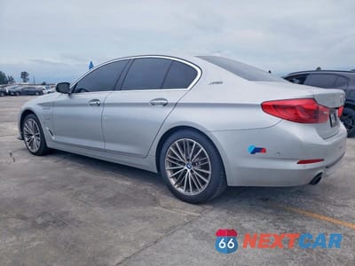 Drugie zdjęcie samochodu z przodu: 2018 BMW 530E VIN:WBAJA9C51JB033458 - miniatura