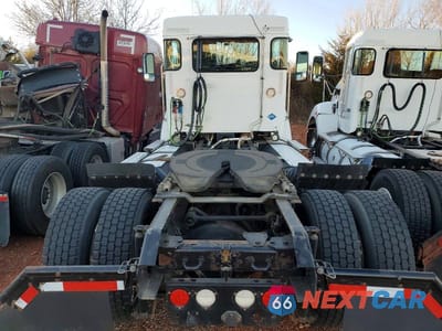 Zdjęcie 6 z 10 samochodu: 2017 KENWORTH CONSTRUCTION T400 VIN:3BKBA28X1HF158952 - miniatura