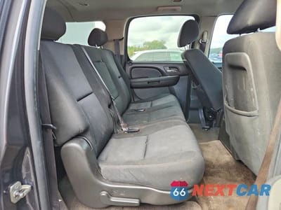 Zdjęcie 11 z 13 samochodu: 2010 CHEVROLET SUBURBAN C1500 LS VIN:1GNUCHE08AR226825 - miniatura