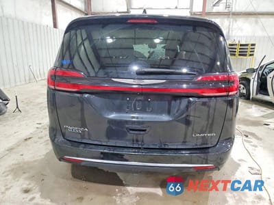 Zdjęcie 6 z 12 samochodu: 2023 CHRYSLER PACIFICA LIMITED VIN:2C4RC1GG2PR560870 - miniatura