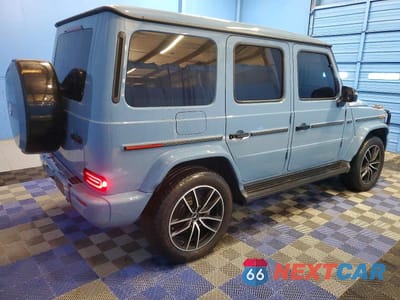Trzecie zdjęcie samochodu z tyłu: 2025 MERCEDES-BENZ G 550 VIN:W1NWH1AB8SX003000 - miniatura