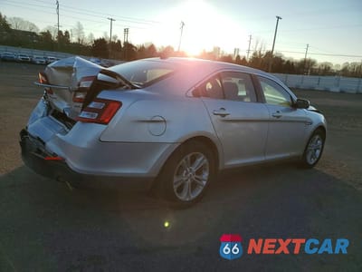 Trzecie zdjęcie samochodu z tyłu: 2013 FORD TAURUS SEL VIN:1FAHP2E85DG196075 - miniatura