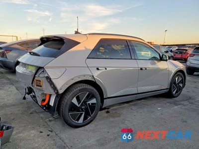 Trzecie zdjęcie samochodu z tyłu: 2025 HYUNDAI IONIQ 5 LIMITED VIN:7YAKR4DA4SY024632 - miniatura