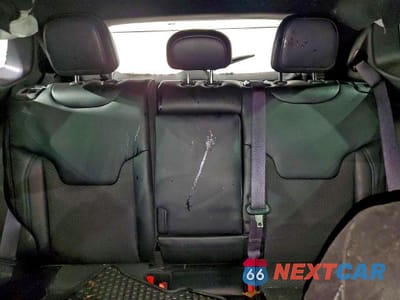 Zdjęcie 10 z 12 samochodu: 2025 JEEP COMPASS LATITUDE VIN:3C4NJDBN7ST617713 - miniatura