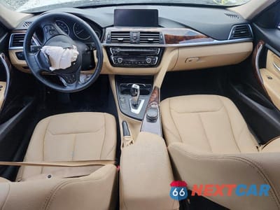 Zdjęcie 8 z 12 samochodu: 2018 BMW 320 XI VIN:WBA8E5G57JNV02315 - miniatura
