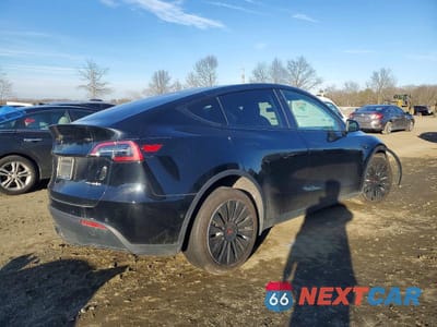 Trzecie zdjęcie samochodu z tyłu: 2022 TESLA MODEL Y VIN:7SAYGDEE8NF376032 - miniatura