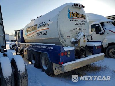 Drugie zdjęcie samochodu z przodu: 2002 INTERNATIONAL 4600 SEPTIC TRUCK VIN:1HTMSADR22J030191 - miniatura