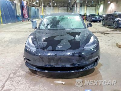 Piąte zdjęcie samochodu w środku: 2022 TESLA MODEL 3 VIN:5YJ3E1EB8NF131023 - miniatura