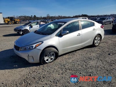 2018 KIA FORTE LX 3KPFK4A71JE197504 - główne zdjęcie licytacji z USA - miniatura