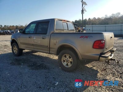 Drugie zdjęcie samochodu z przodu: 2002 FORD F150 SUPERCREW VIN:1FTRW08L72KA98164 - miniatura