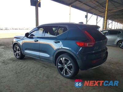 Drugie zdjęcie samochodu z przodu: 2021 VOLVO XC40 T5 INSCRIPTION VIN:YV4162UL0M2582028 - miniatura