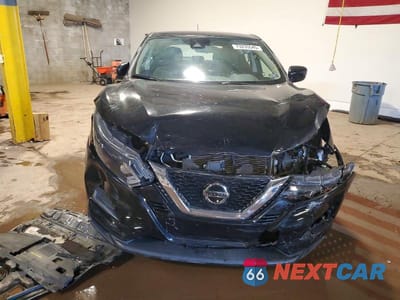 Piąte zdjęcie samochodu w środku: 2021 NISSAN ROGUE SPORT S VIN:JN1BJ1AV1MW562677 - miniatura
