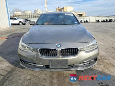 Piąte zdjęcie samochodu w środku: 2016 BMW 328 I SULEV VIN:WBA8E9G53GNT84604 - miniatura