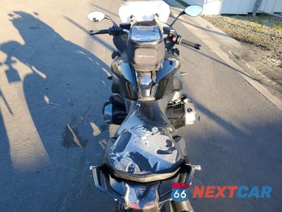 Zdjęcie 6 z 9 samochodu: 2023 BMW R 1250 RS VIN:WB10M8308P6H72185 - miniatura