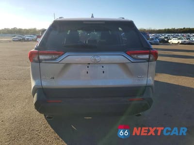 Zdjęcie 6 z 12 samochodu: 2025 TOYOTA RAV4 XLE PREMIUM VIN:2T3A1RFV0SW602422 - miniatura