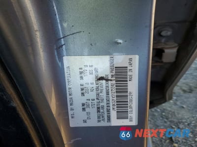 Zdjęcie 12 z 12 samochodu: 2005 MAZDA 3 I VIN:JM1BK32FX51275592 - miniatura