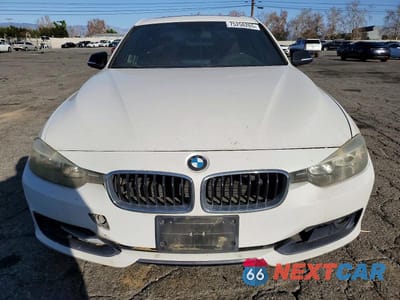 Piąte zdjęcie samochodu w środku: 2012 BMW 328 I SULEV VIN:WBA3C1C54CF433921 - miniatura