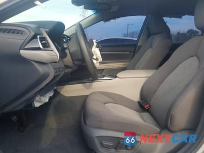 Zdjęcie 7 z 13 samochodu: 2018 TOYOTA CAMRY LE VIN:4T1B11HK5JU032465 - miniatura