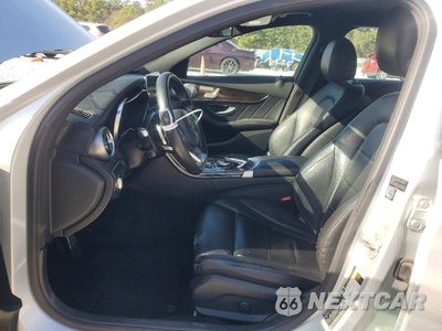 Zdjęcie 7 z 11 samochodu: 2015 MERCEDES-BENZ C 400 4MATIC VIN:55SWF6GB0FU018638 - miniatura