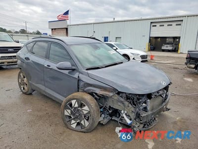 Czwarte zdjęcie samochodu z boku: 2024 HYUNDAI KONA SEL VIN:KM8HB3AB3RU069572 - miniatura