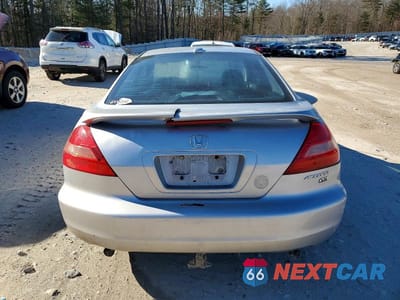 Zdjęcie 6 z 12 samochodu: 2004 HONDA ACCORD EX VIN:1HGCM82684A017700 - miniatura