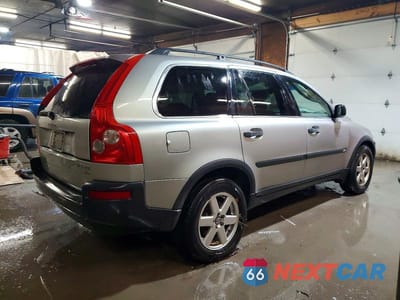 Trzecie zdjęcie samochodu z tyłu: 2004 VOLVO XC90 VIN:YV1CM59H741046362 - miniatura