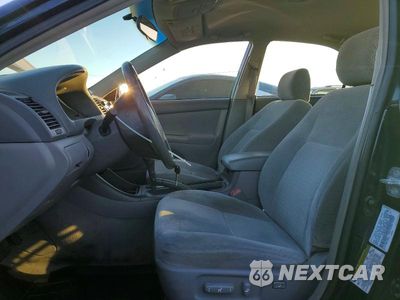 Zdjęcie 7 z 11 samochodu: 2004 TOYOTA CAMRY LE VIN:4T1BE32K34U298869 - miniatura