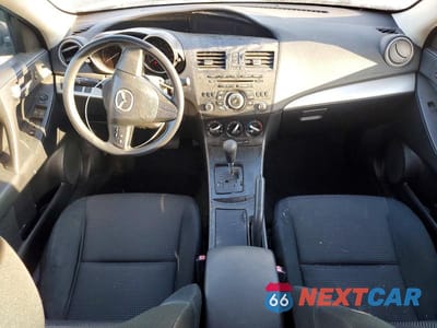 Zdjęcie 8 z 11 samochodu: 2012 MAZDA 3 I VIN:JM1BL1UF6C1531531 - miniatura