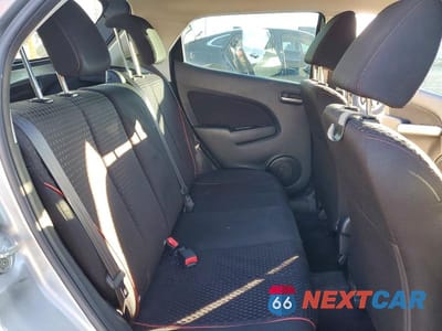 Zdjęcie 11 z 13 samochodu: 2014 MAZDA MAZDA2 TOURING VIN:JM1DE1LY1E0174709 - miniatura