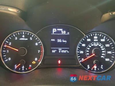 Zdjęcie 9 z 12 samochodu: 2018 KIA FORTE LX VIN:3KPFK4A75JE258840 - miniatura