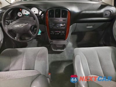 Zdjęcie 8 z 12 samochodu: 2006 CHRYSLER TOWN & COUNTRY LX VIN:2A4GP44R36R717687 - miniatura